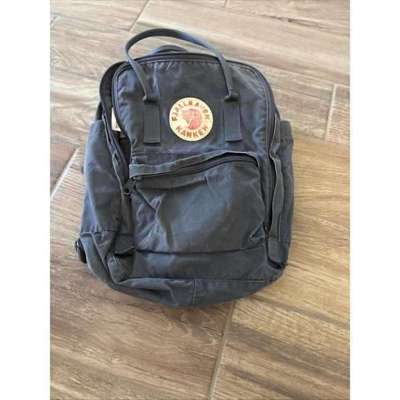 Fjallraven Kanken Backpack Zip Up Blue Gray 13x15in 27171 kanken 13 - Picture 1 of 11